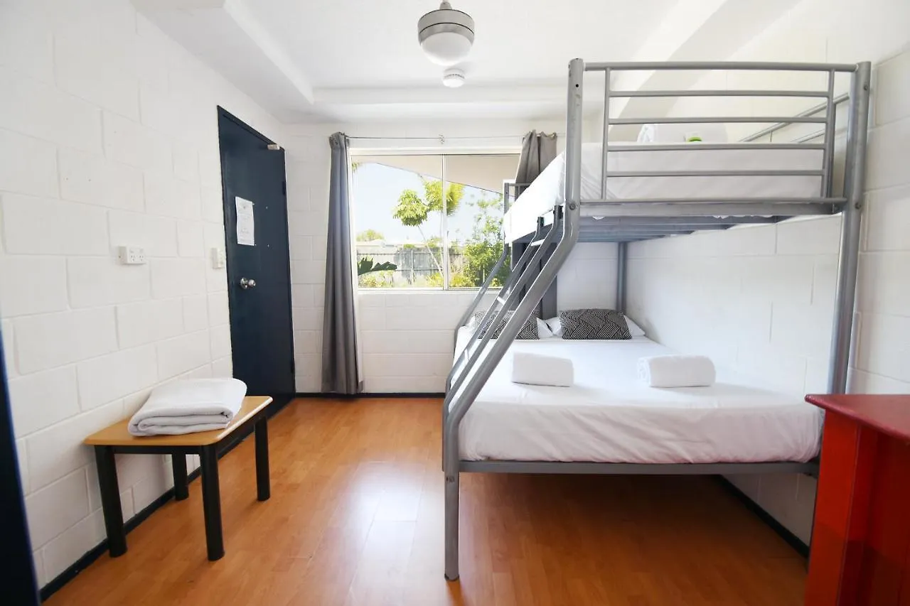 Caloundra Backpackers Hostel