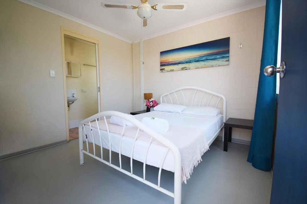 Caloundra Backpackers Hostel