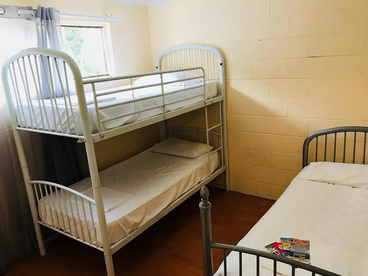 הוסטל Caloundra Backpackers