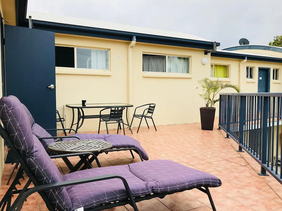 אכסניה הוסטל Caloundra Backpackers