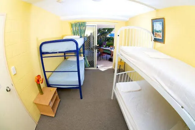 הוסטל Caloundra Backpackers אוסטרליה