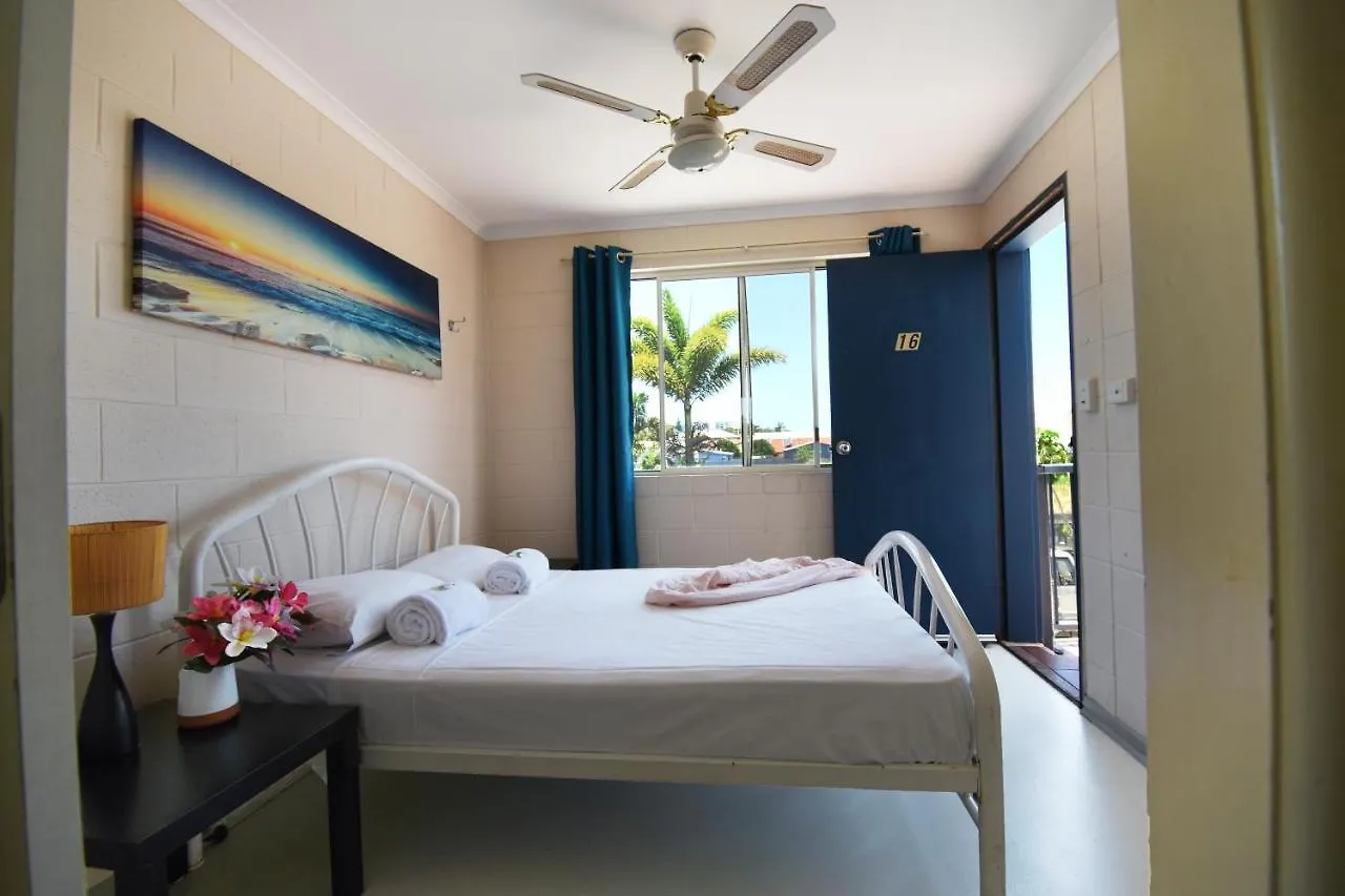 אכסניה הוסטל Caloundra Backpackers אוסטרליה