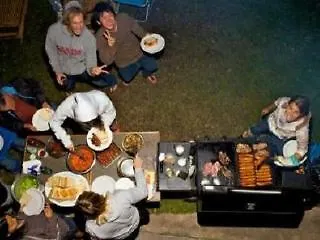 הוסטל Caloundra Backpackers אכסניה